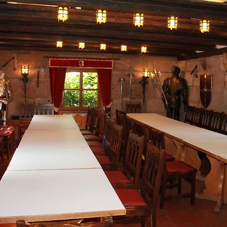 Hotel Zur Friedenslinde Нюрнберг Екстериор снимка