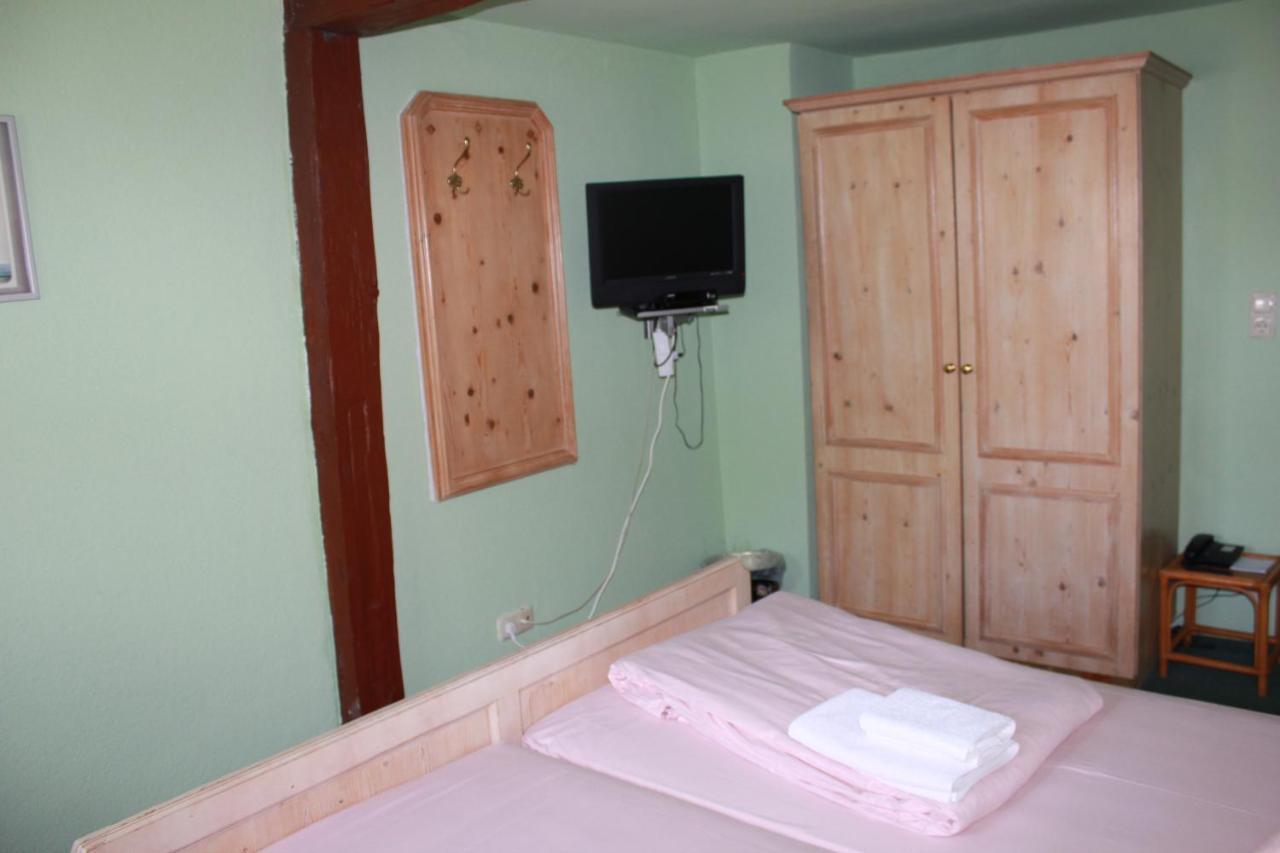 Hotel Zur Friedenslinde Нюрнберг Екстериор снимка